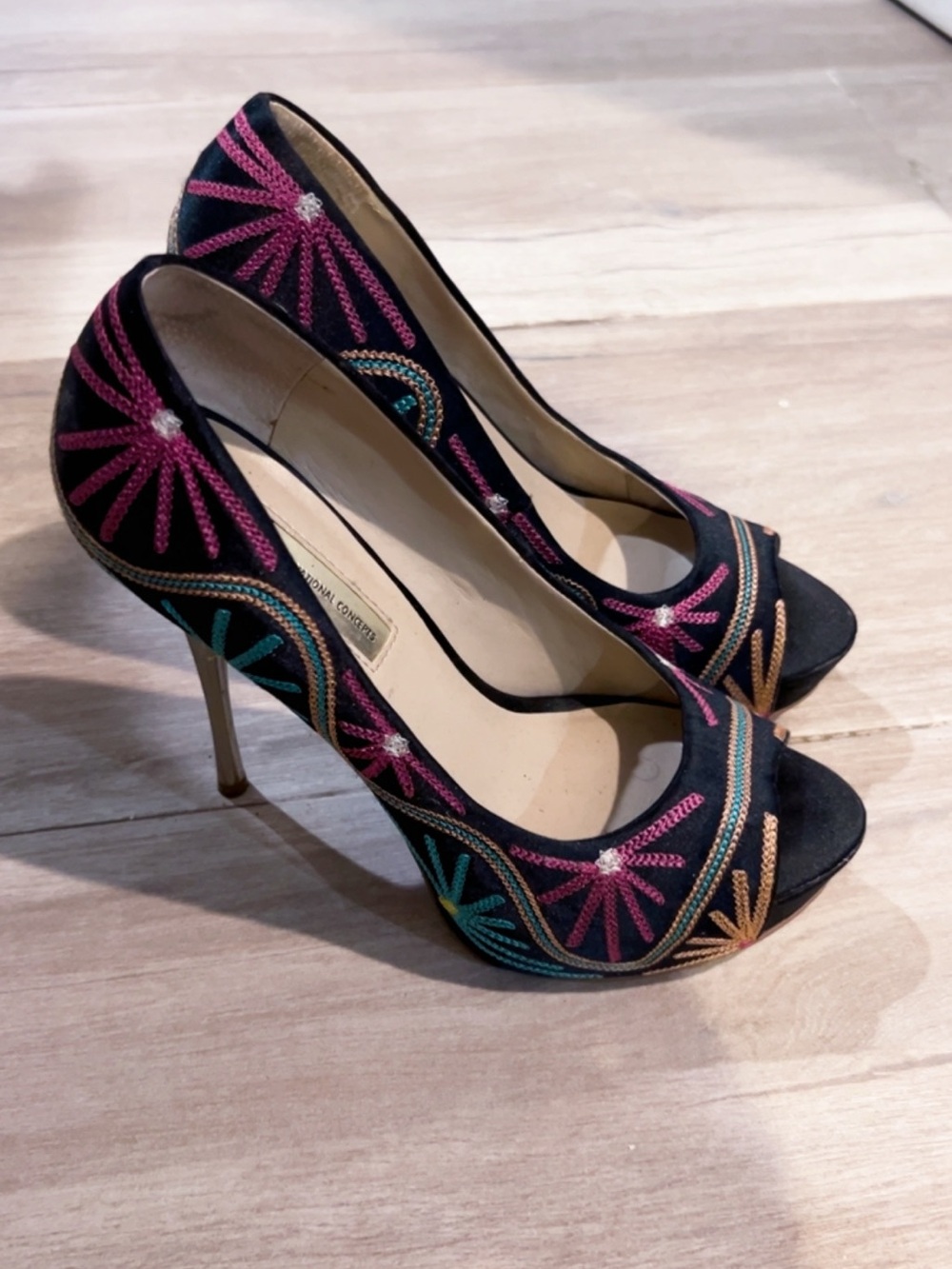 Embroidered Black Peep-Toe High Heels with Multicolor Accents